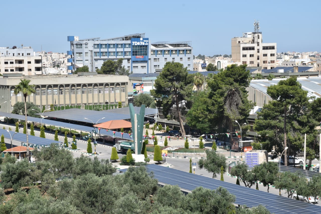 جامعة اليرموك من أفضل 5% من الجامعات على المستوى العربي للعام 2025-   انفوغراف