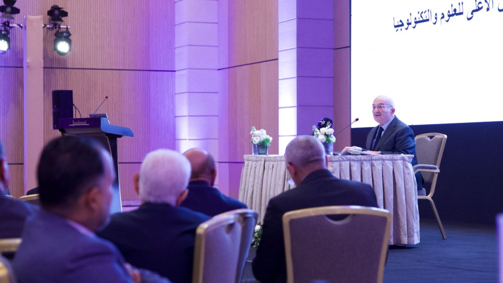 b9006b03 5461 42e1 b941 1228fd53e5c9