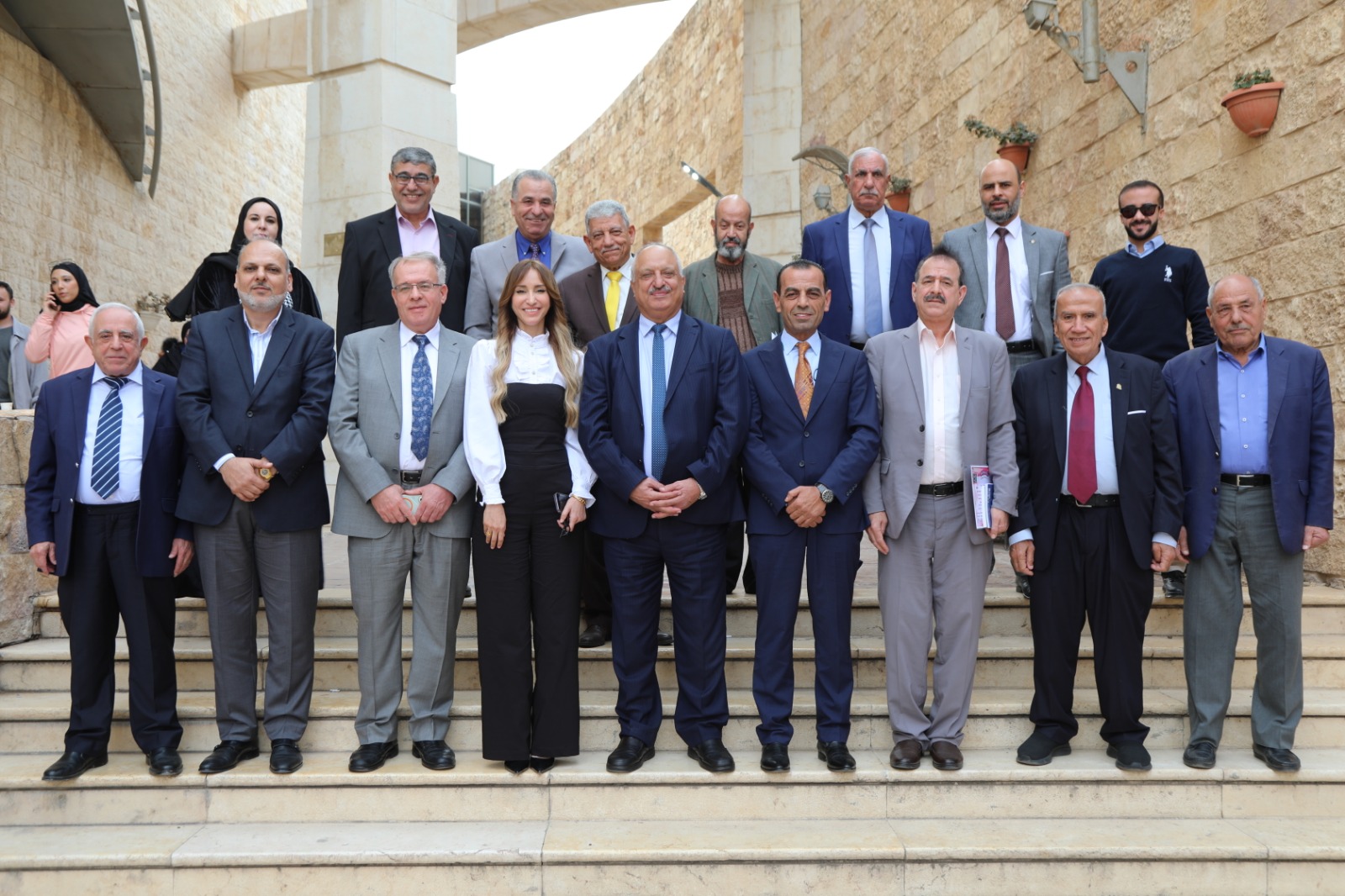 مكتبة الحسين بن طلال تنظم لقاء ثقافيا حول "دور الإعلام في إدارة الحوار العام في القضايا الوطنية"