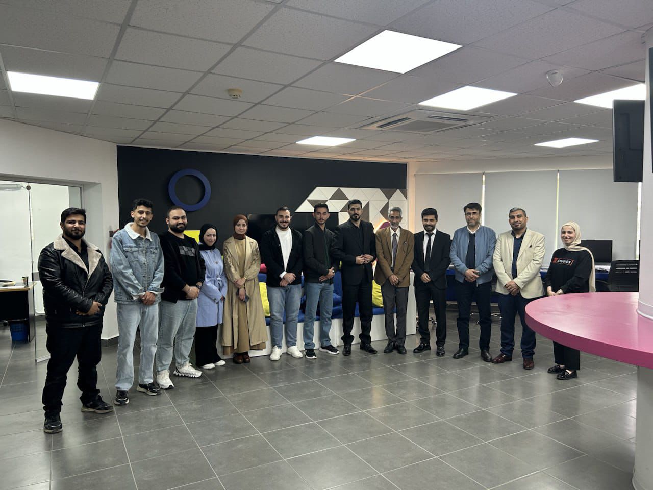 فريق IEEE – YU – CS الطلابي في كلية الحجاوي يختتم ورشة تدريبية في صناعة الألعاب