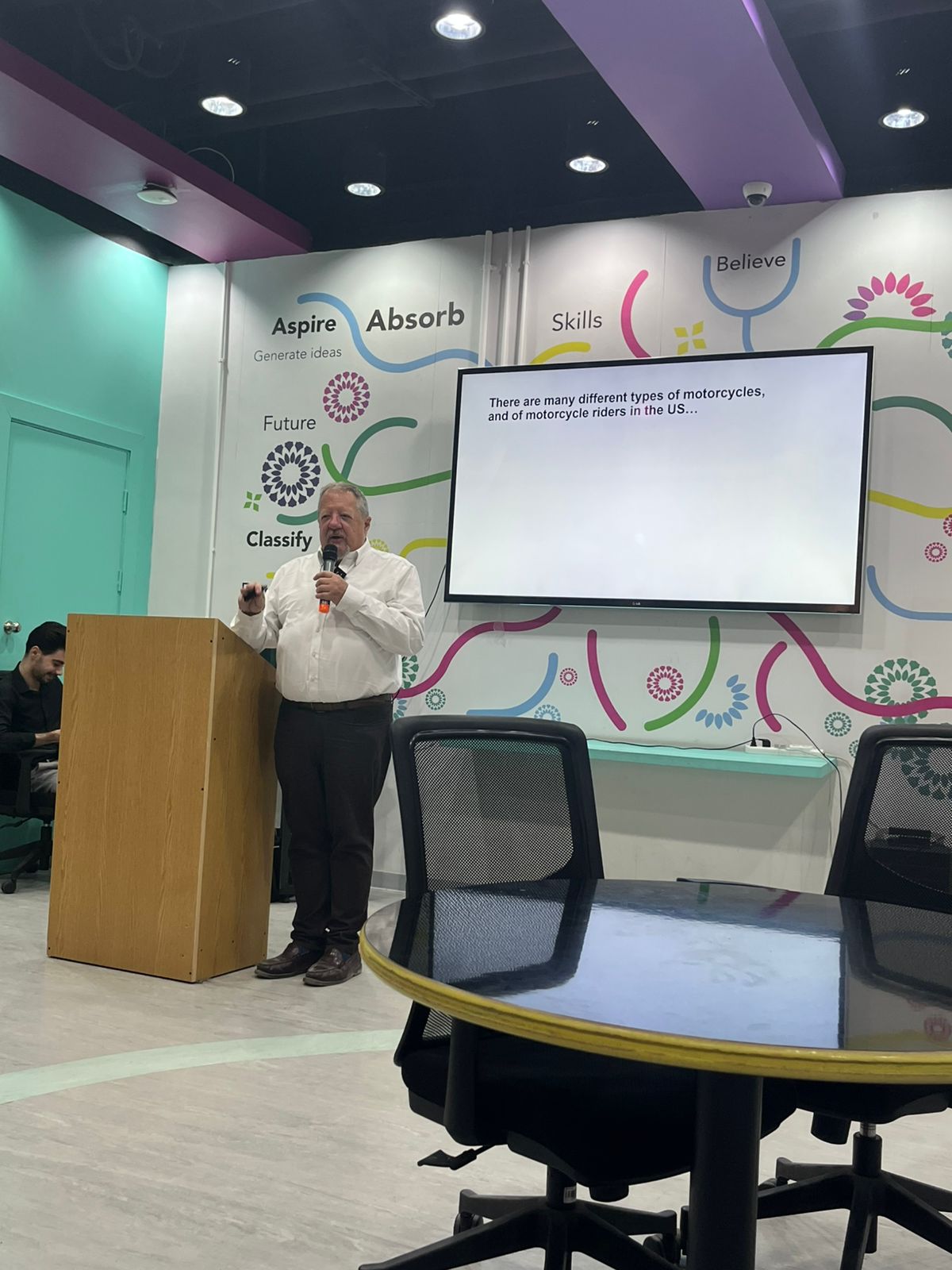 202511161028 3 17161