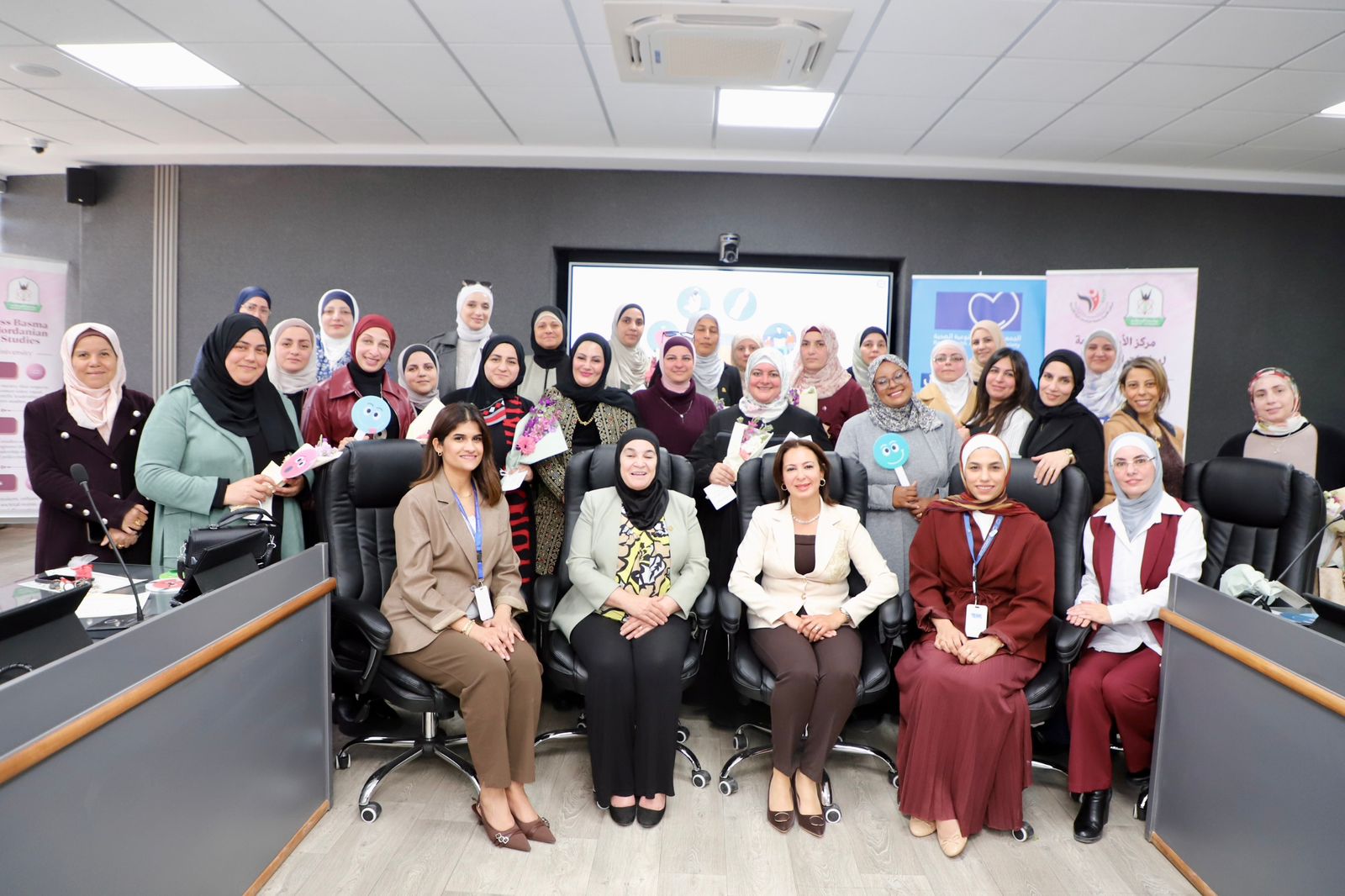 "تمكين المرأة وصحتها النفسية" جلسة حوارية ضمن احتفال جامعة اليرموك بيوم المرأة العالمي