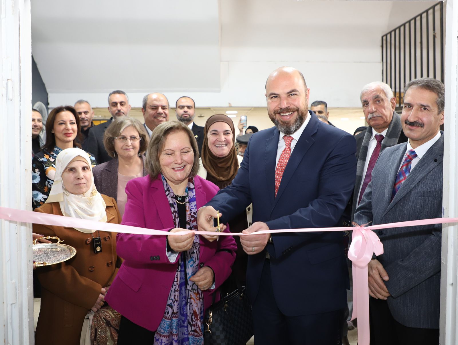 معرض لوحات فنية في