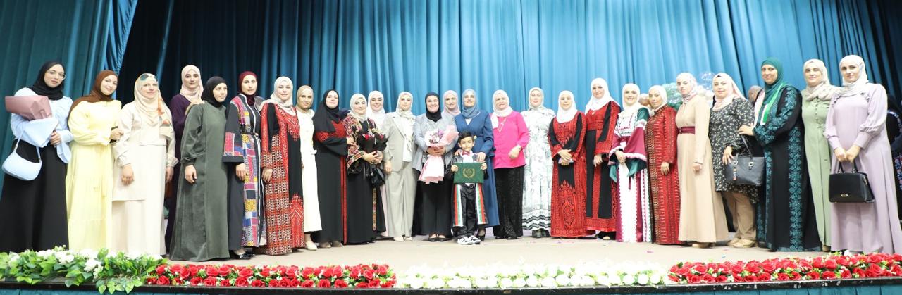 “نموذجية اليرموك” تُخرّج فوجاً جديداً من طلبة الروضة